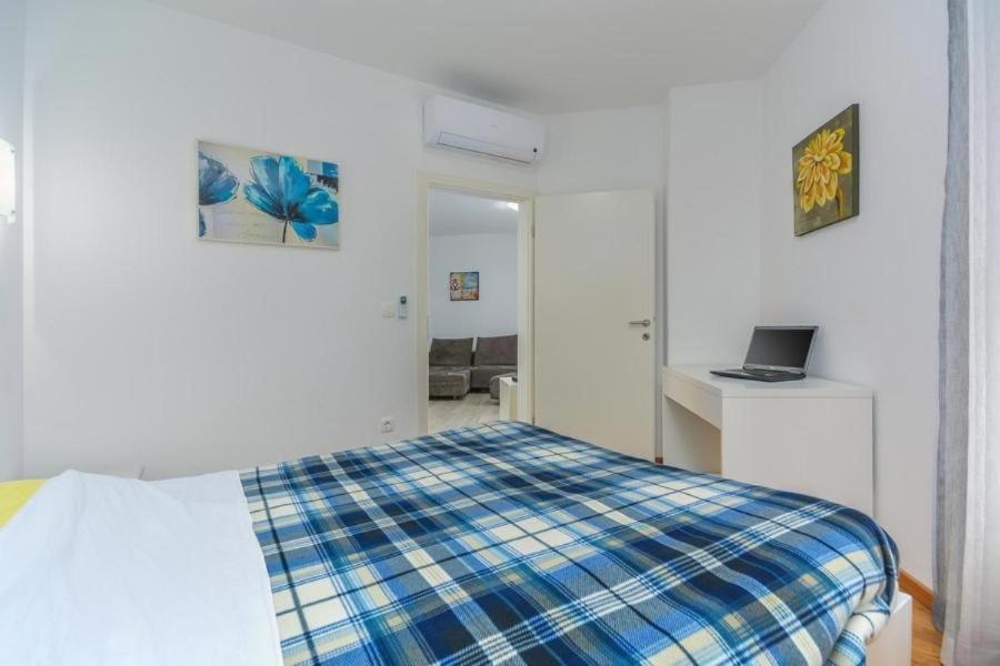 Hotel Lux Novigrad Istria Exteriér fotografie